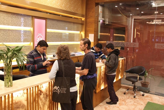 ホテル ゴールデン オアシス デリー