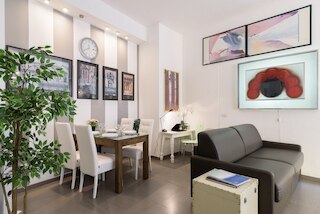 サンタンブロージョ スクエア