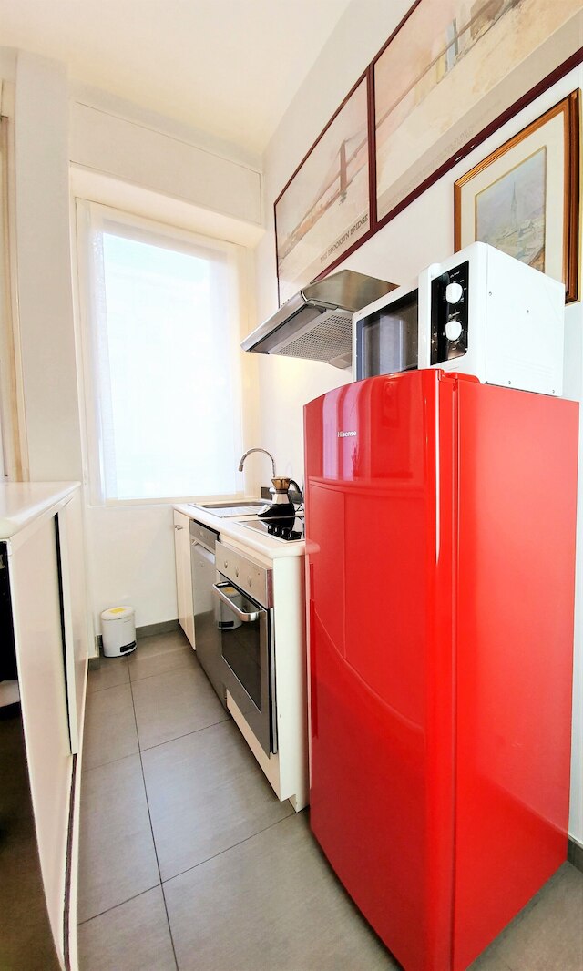 サンタンブロージョ スクエア