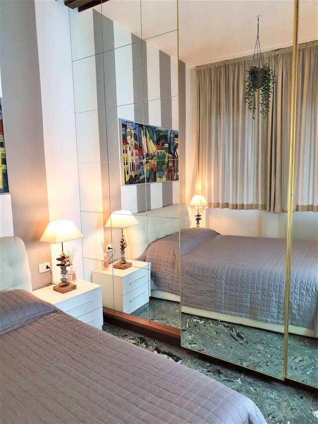 サンタンブロージョ スクエア