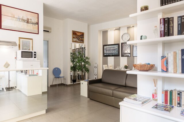 サンタンブロージョ スクエア