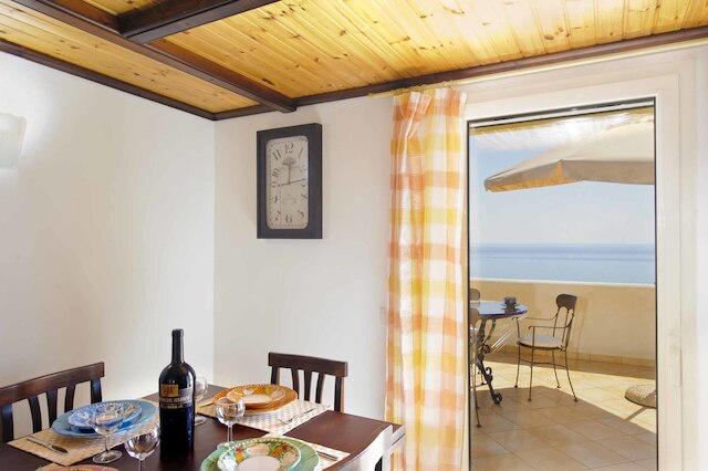 アマミ ビアッジ - カサ アレア