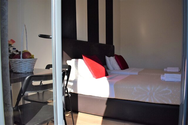 ユニベルソ ロマンティコ ゲストハウス & スパ