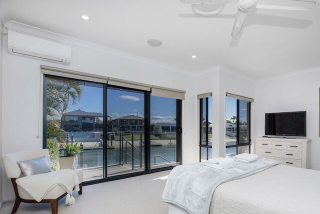 モウリーン ウォーターフロント ビーチ ハウス