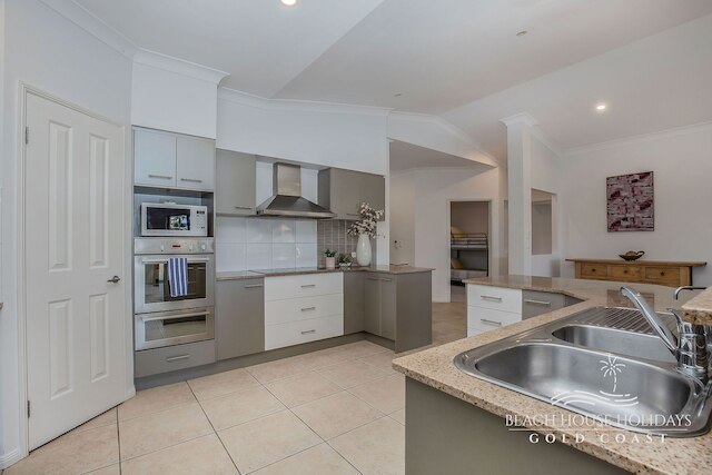 モウリーン ウォーターフロント ビーチ ハウス