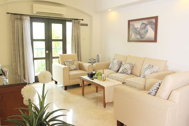 アディティア マンションズ アパートメント