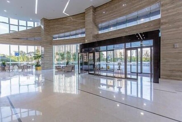 リバーサイド アパートメンツ