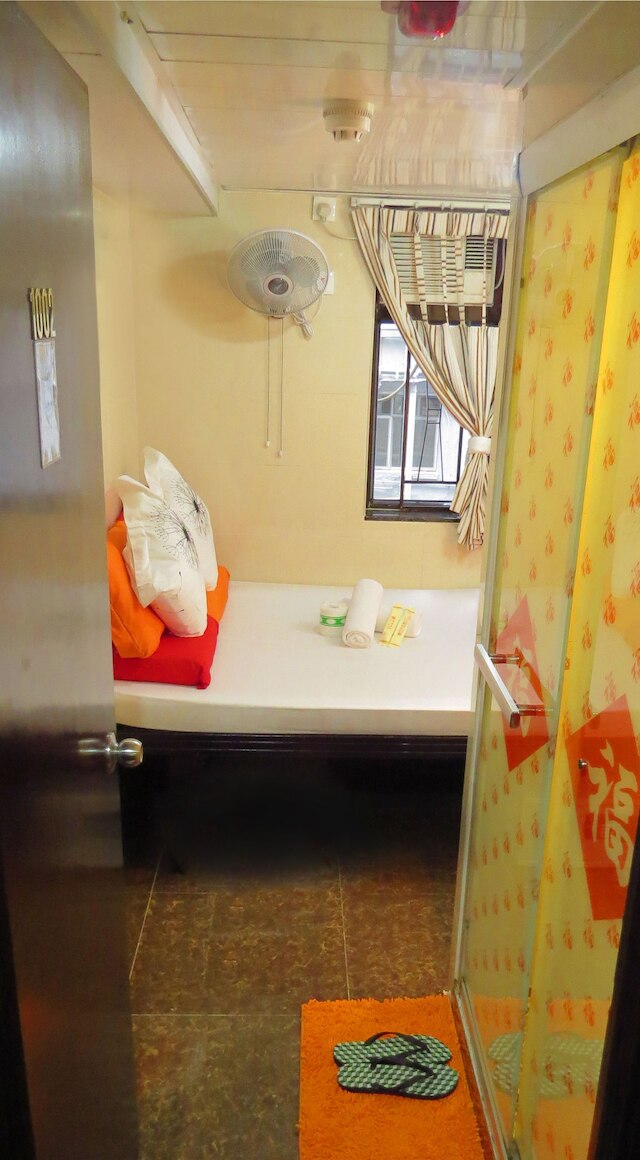 パリス ゲスト ハウス - ホステル (巴黎賓館)