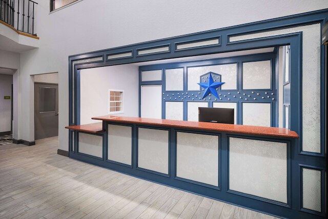 メルローズ @ シーブロック, BW シグネチャー コレクション