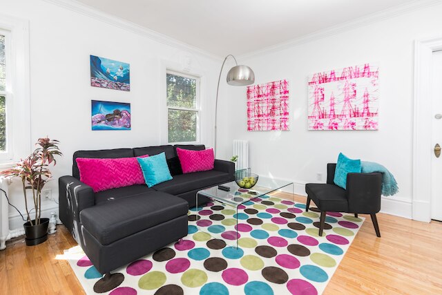 アップルウッド スイーツ - バサースト & カレッジ