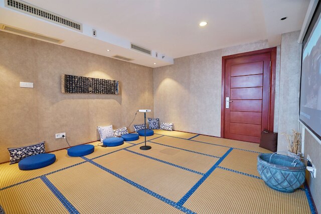 サマー フラワー アパートメント