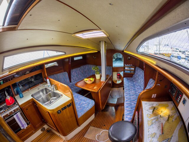 ノルワヴァイ スリープ イン ア ボート