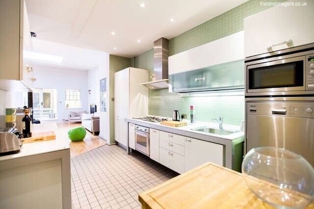 ザ ロンドン エージェント ザ ストランド