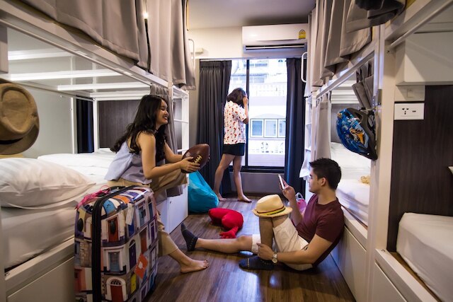 クリック ホステル