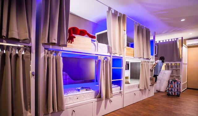 クリック ホステル