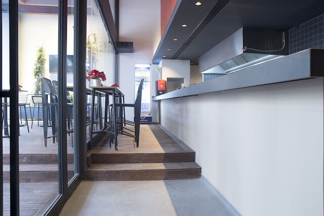 アテナエウム K 29 ホテル