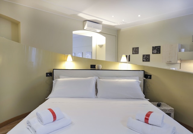 アット ホーム ハート オブ ミラン - デザイン ドゥオモ アパートメント