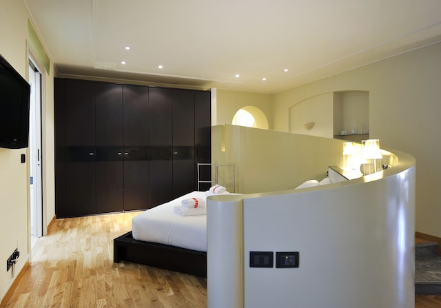 アット ホーム ハート オブ ミラン - デザイン ドゥオモ アパートメント