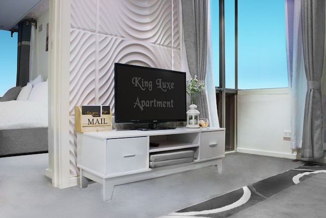 キング デラックス アパートメンツ