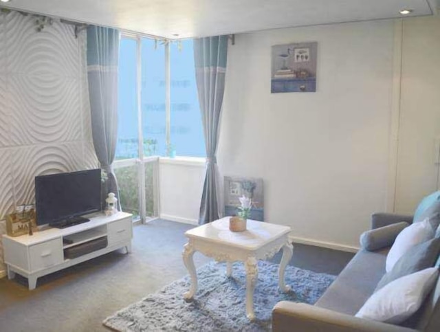 キング デラックス アパートメンツ