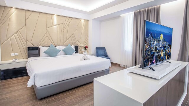 ゴールデン チューリップ エッセンシャル マカッサル