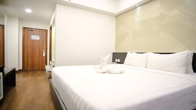 ゴールデン チューリップ エッセンシャル マカッサル