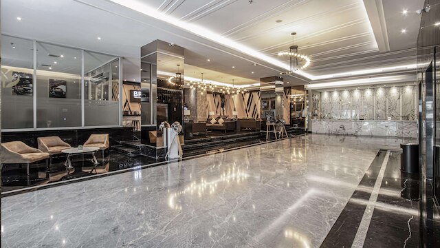 ゴールデン チューリップ エッセンシャル マカッサル