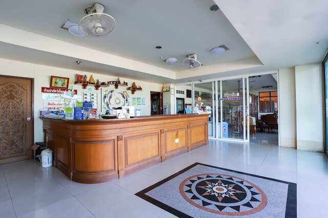 モンタレー ホテル