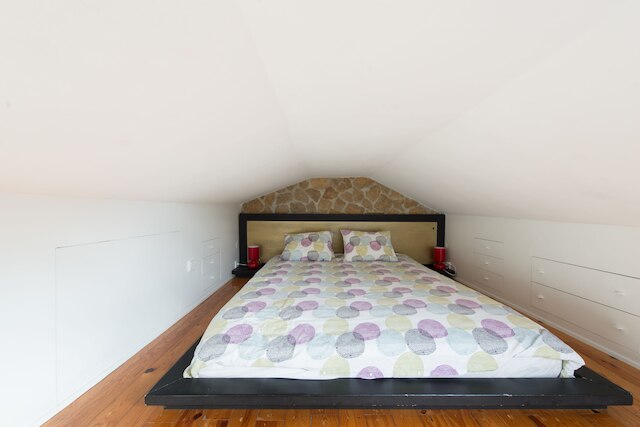 フローレス アパートメント