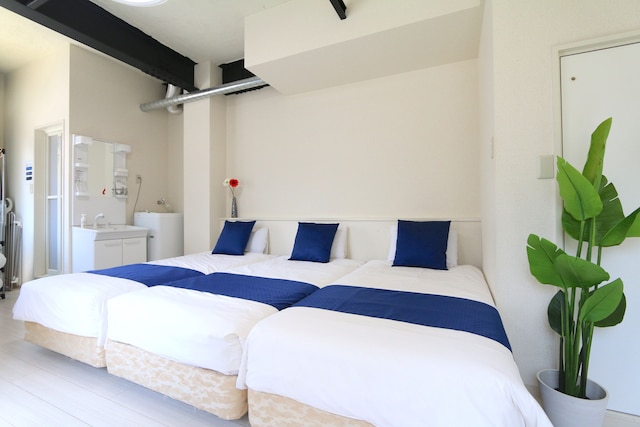 Liz Guest House 梅田