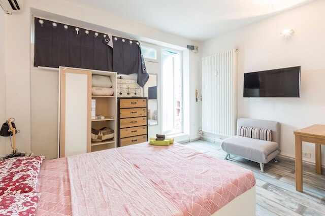 ピアッツァ アッツァリータ