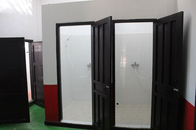 イ ノット ラオス ホステル