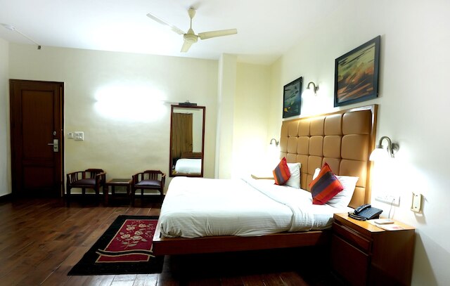 ホテル・オスカー