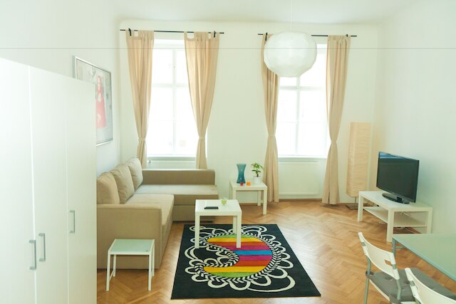 ウィーン ホットスポット - フンデルトヴァッサー コンストゥルビュレル