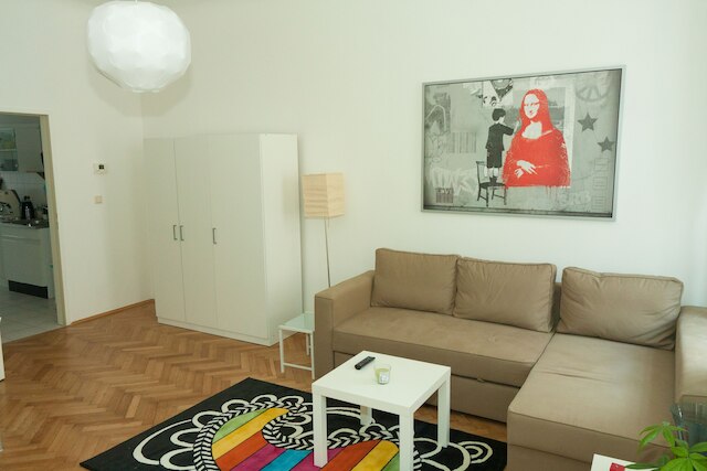 ウィーン ホットスポット - フンデルトヴァッサー コンストゥルビュレル