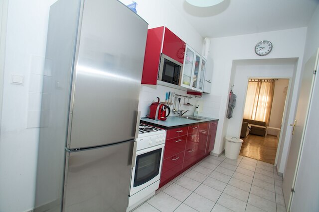 ウィーン ホットスポット - フンデルトヴァッサー コンストゥルビュレル