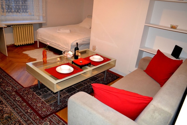 ウエスト アパートメンツ マゾビエツカ 7