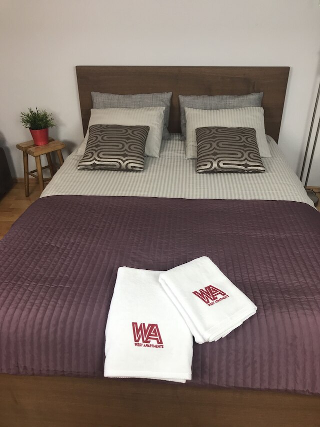 ウエスト アパートメント マールゾルカウスカ 87