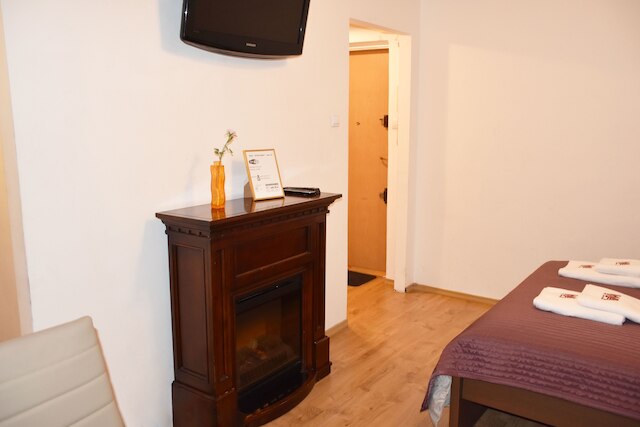 ウエスト アパートメンツ ホザ 36