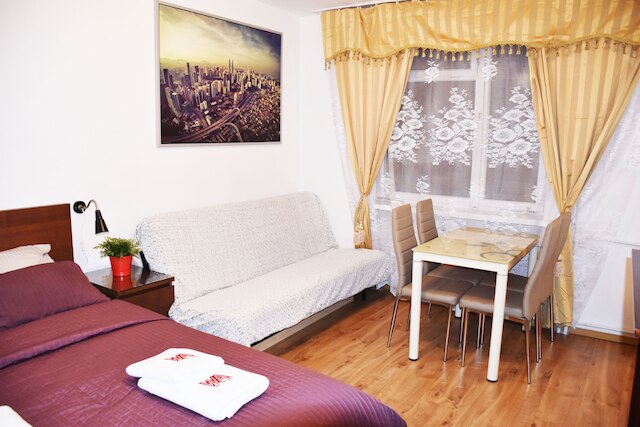 ウエスト アパートメンツ ホザ 36