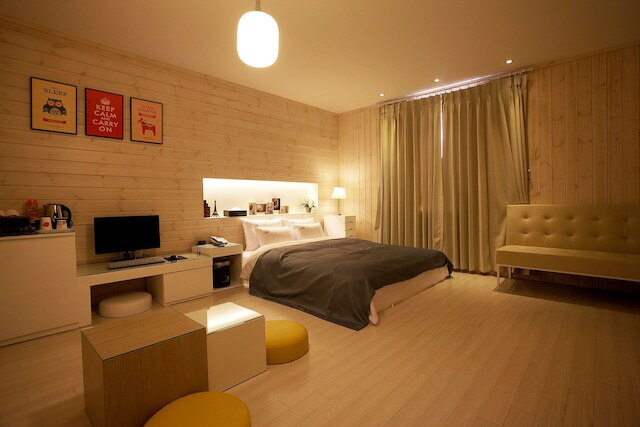 メイ アベニュー