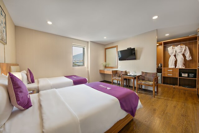 ラベンダー リバーサイド ホテル