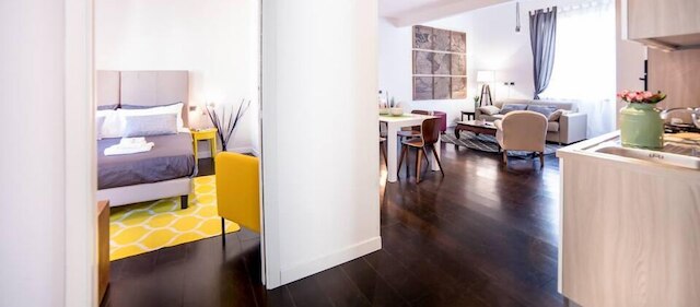 レント イン ローマ - フローズ アパートメント