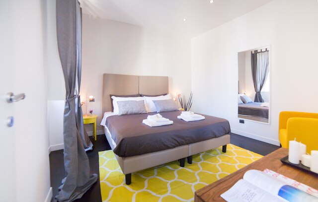 レント イン ローマ - フローズ アパートメント