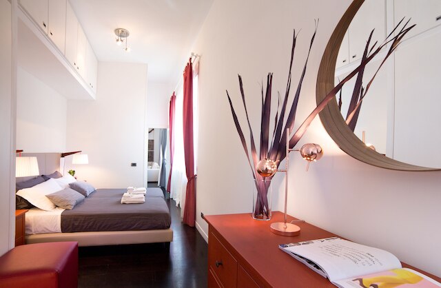 レント イン ローマ - フローズ アパートメント