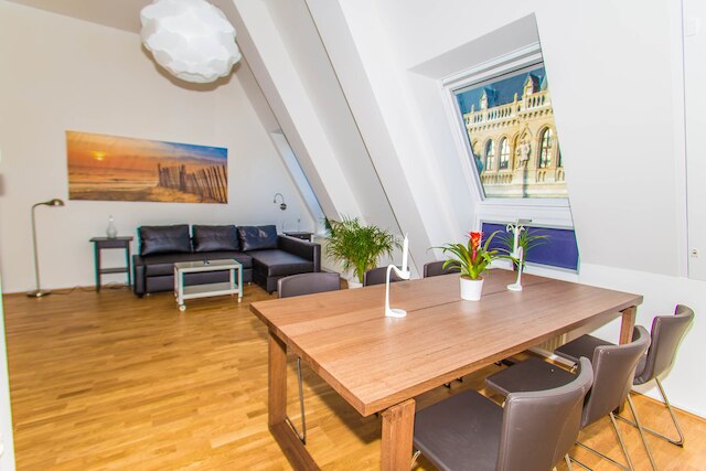 ウィーン ホットスポット - ラトハウス