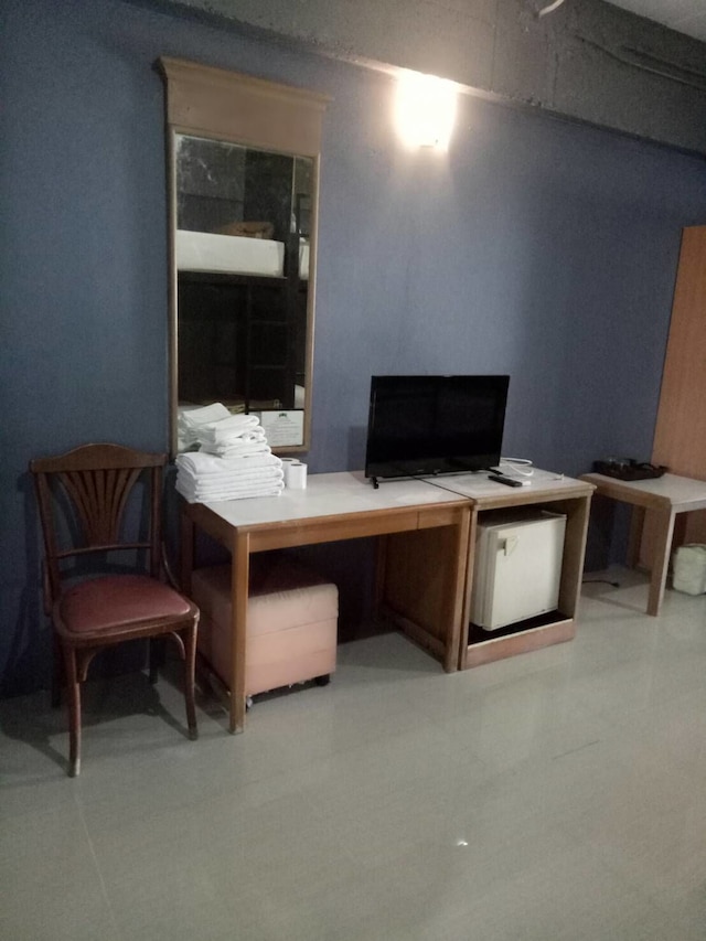 トンプーン ホテル