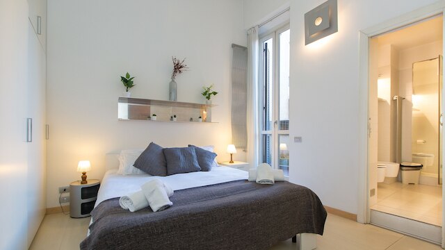 レンタル イン ローマ ベルニーニ スクエア