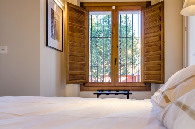 アロハミエント コン エンカント ラ ルナ エン エル アルバ