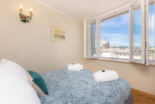 レンタル イン ローマ シーザー ペントハウス